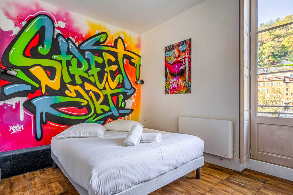 Graffeur street-art Grenoble