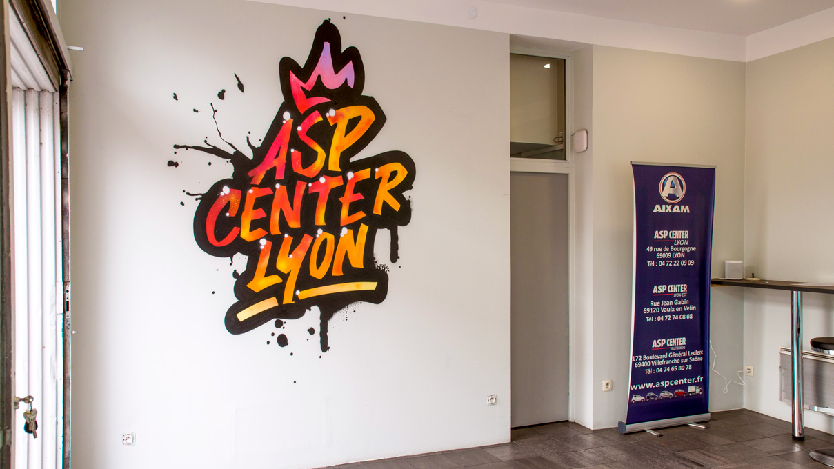 logo graffiti